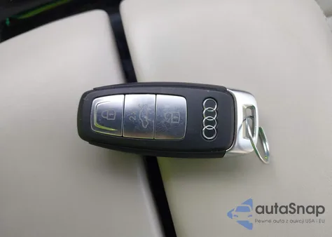 2019 Audi A8 L 55 z USA, uszkodzony, nr VIN WAU8DAF82KN017671